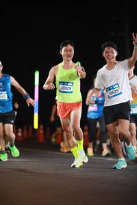 BIB: 066, 40929, 41625, 073
                            <button type="button" onclick="openModal(21311038)" class="btn btn-primary btn-sm float-right btn-popup" data-toggle="modal" data-target=".modal-high-quality">
                        <i class="fas fa-shopping-cart"></i> Add to Cart
                    </button>
                                            <button type="button" onclick="isThisMe(21311038, true)" class="btn btn-success btn-sm float-right btn-popup btn-isme hidden" data-toggle="tooltip" data-placement="bottom" title="นี่คือรูปของคุณใช่ไหม คลิกที่นี่เพื่อเอาเข้าอัลบั้ม">
                        <i class="fas fa-plus"></i> Add to album
                    </button>
                    <button type="button" onclick="isThisMe(21311038, false)" class="btn btn-warning btn-sm float-right btn-popup btn-isnotme hidden">
                        <i class="fas fa-ban"></i> Remove from album
                    </button>